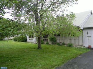 135 Walker Rd, Washington Crossing, PA 18977