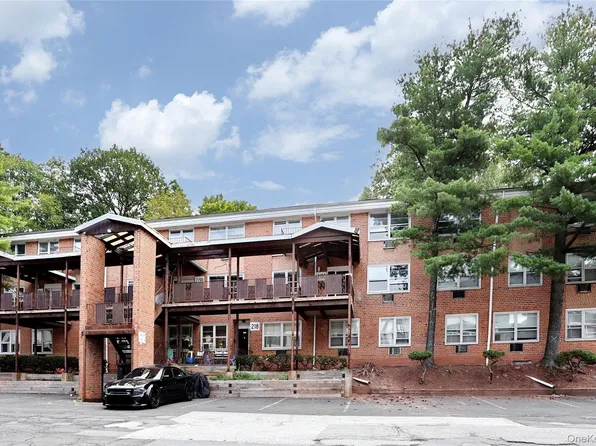 219 Kearsing Parkway #C, Monsey, NY 10952