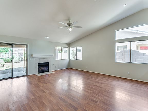2nd image of 4722 N 92nd Ln