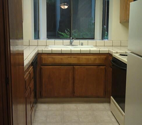 4th image of 5333 Primrose Dr APT 20A