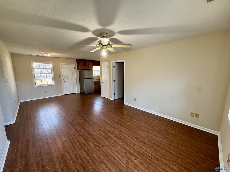 508 E McClellan St #B — Photo 5