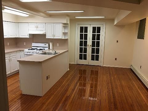 1st image of 2153 Willoughby Ave