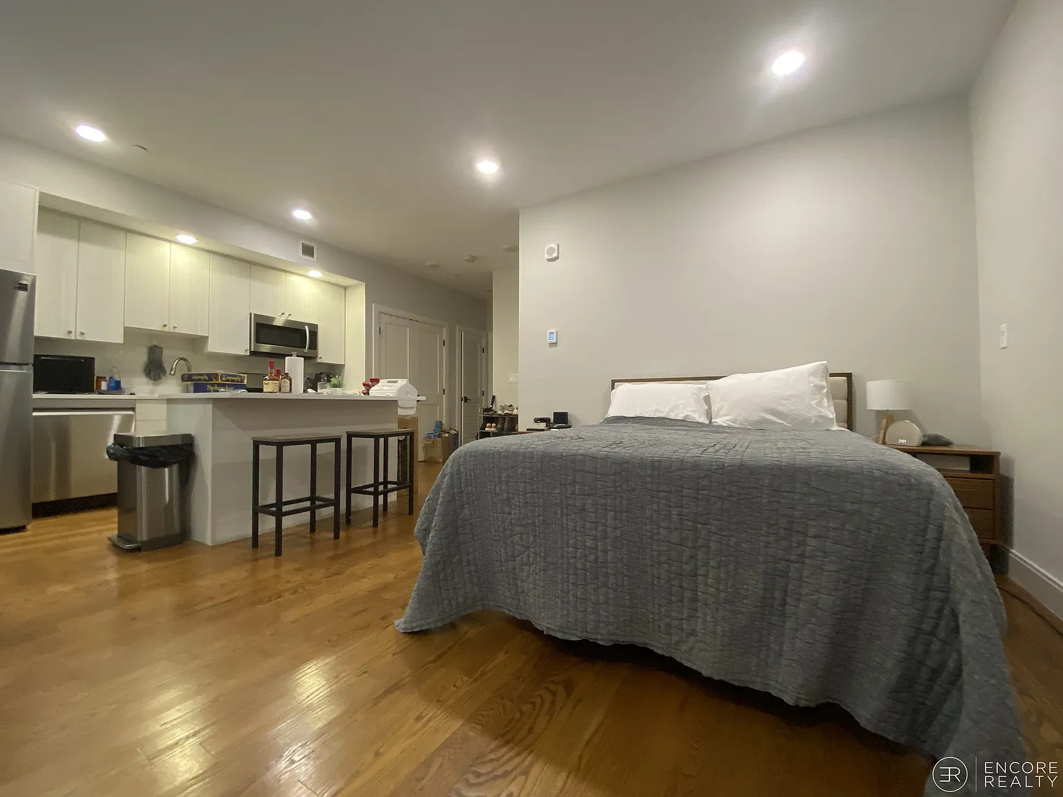 Studio, 451 sqft, $3,200 — Photo 4