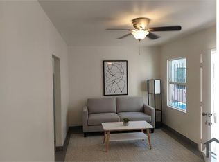 1749 1/4 W Martin Luther King Jr Blvd, Los Angeles, CA 90062