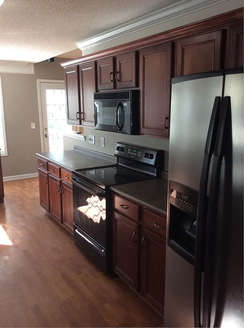 446 Winding Bluff Way — Photo 2