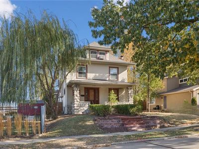 2709 Charlotte St, Kansas City, MO, 64109