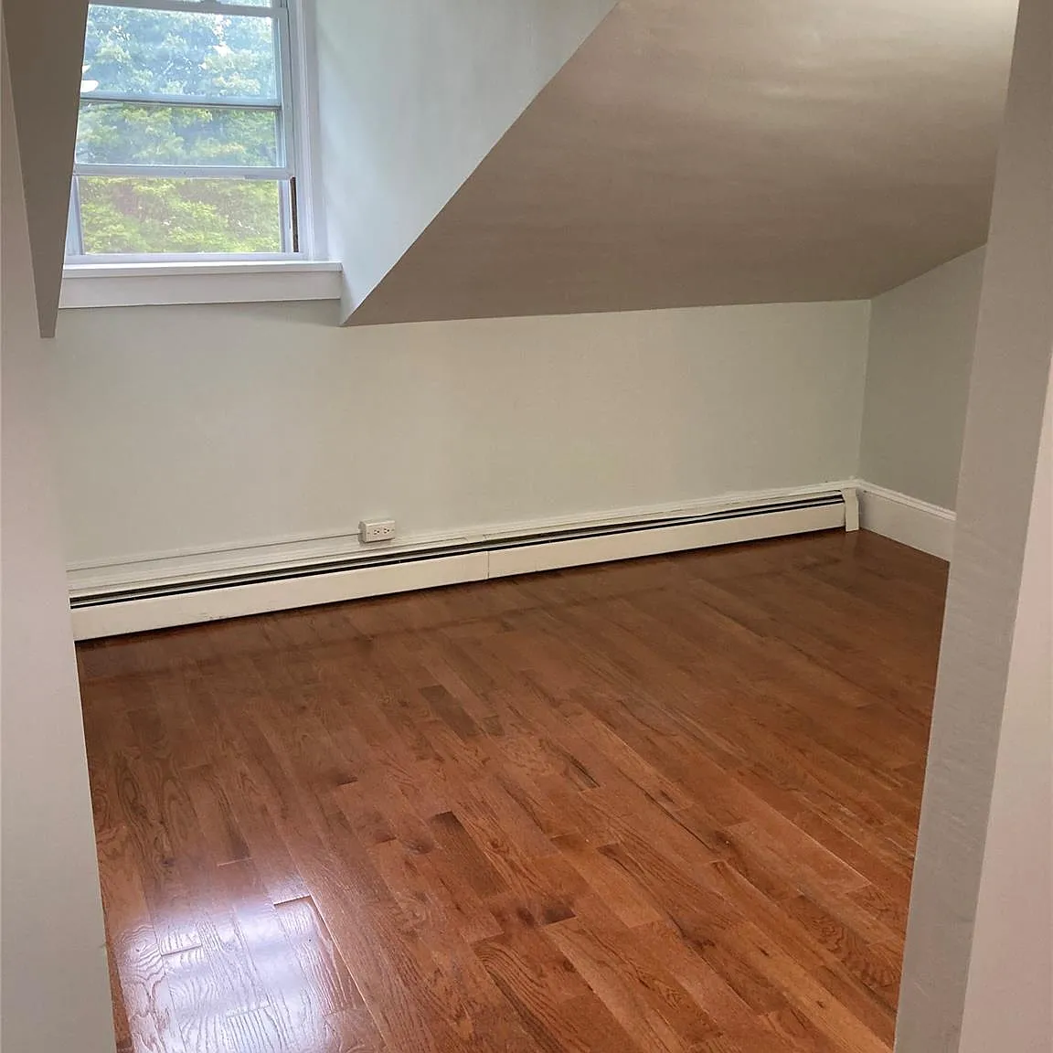1 bed, 1.0 bath, 600 sqft, $1,600 — Photo 3