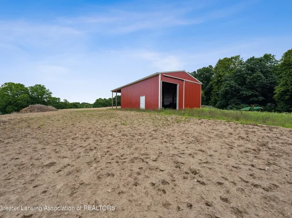 720 E Dansville Rd, Dansville, MI 48819