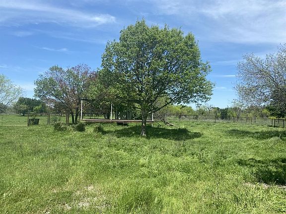5th image of 406 W Bell St Lot 28