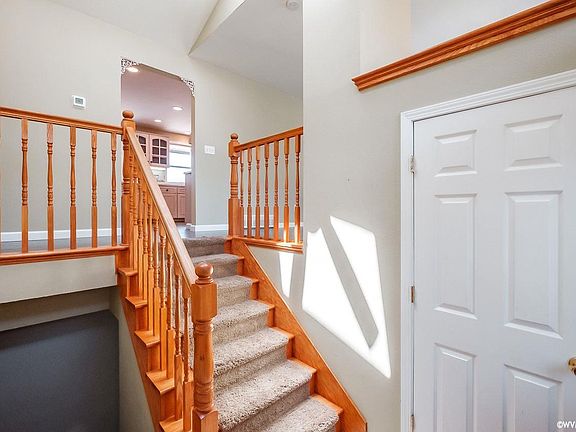 5th image of 1637 Westhaven Ave NW