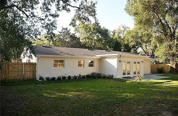 2nd image of 422 Balmoral Rd
