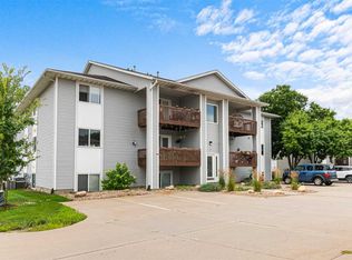 120 Shannon Dr Unit 4, North Liberty, IA