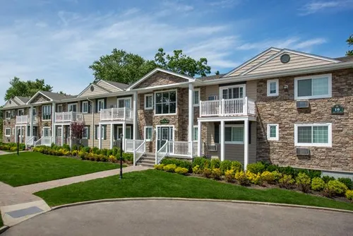 Fairfield Creekside At Patchogue Village Photo 1