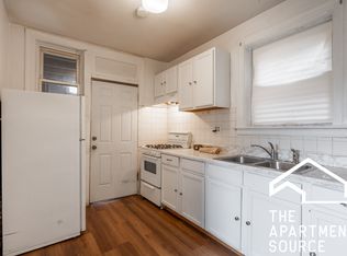 6855 W Addison St #1R, Chicago, IL 60634