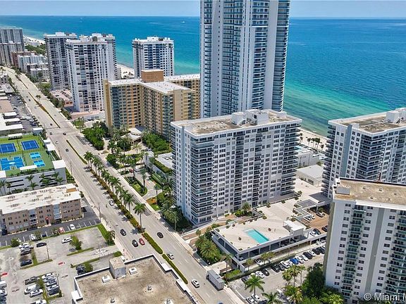 3rd image of 2751 S Ocean Dr APT 1406S