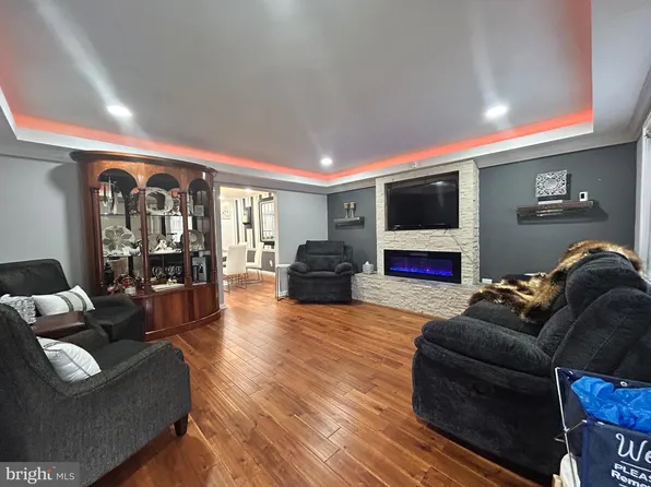 1907 Burnwood Rd, Baltimore, MD 21239