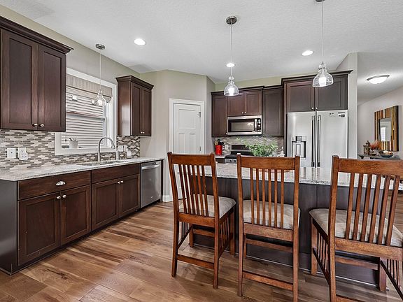 5th image of 23295 Aspen Ln