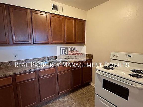 4th image of 1002 20th St #5