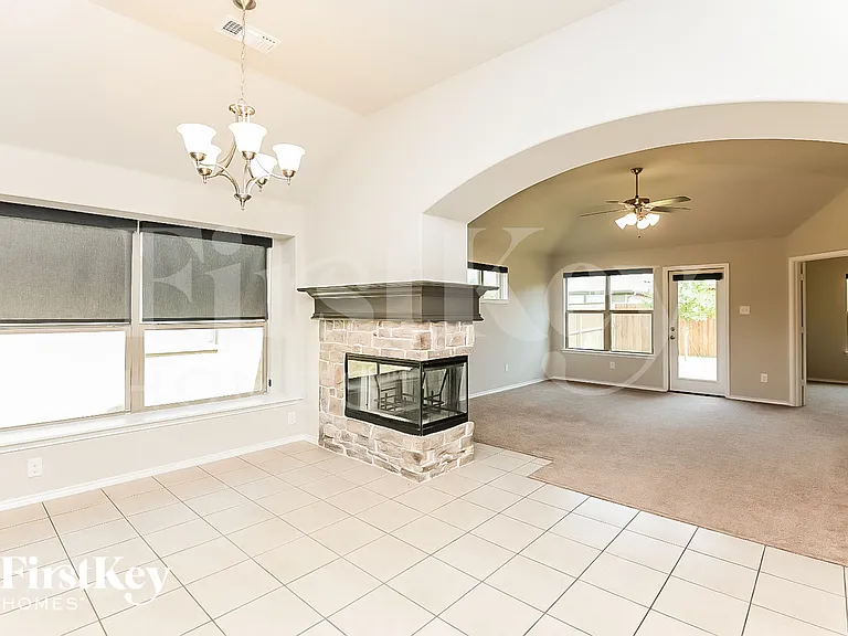 6372 Battle Mountain Trl — Photo 5