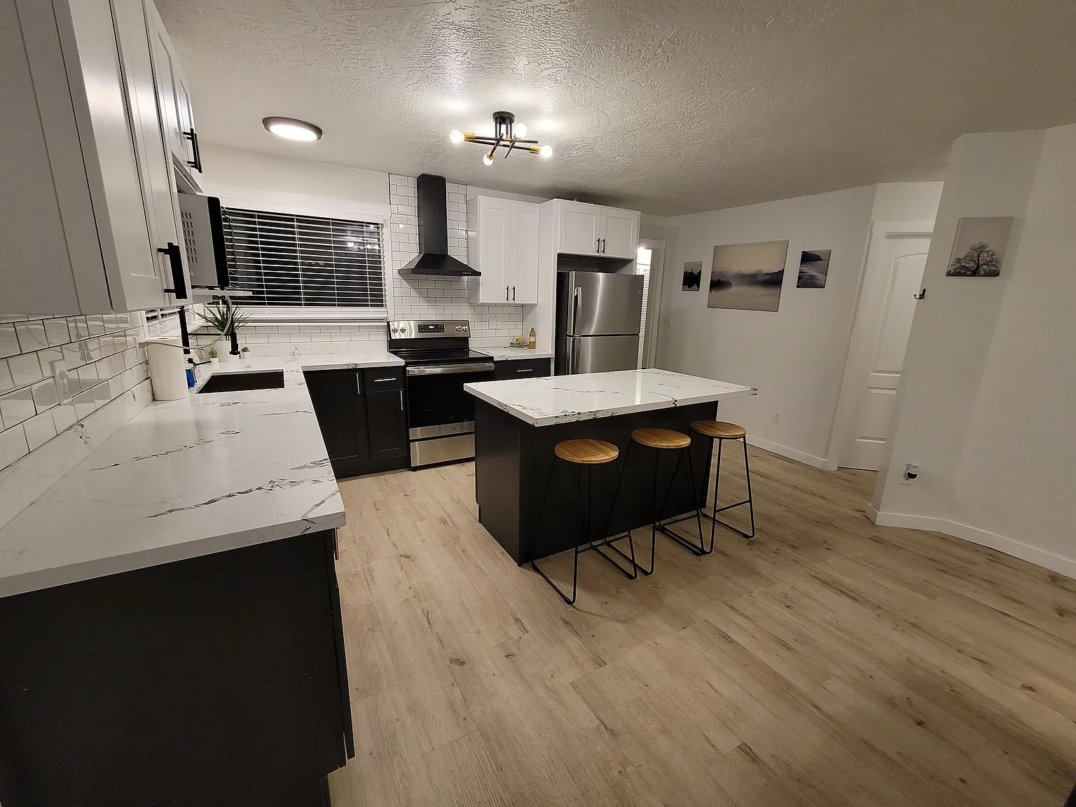 2 bed, $2,500 — Photo 3