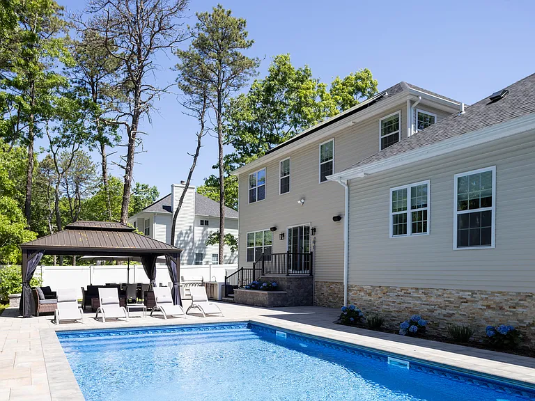 9 Greenway Ct — Photo 19