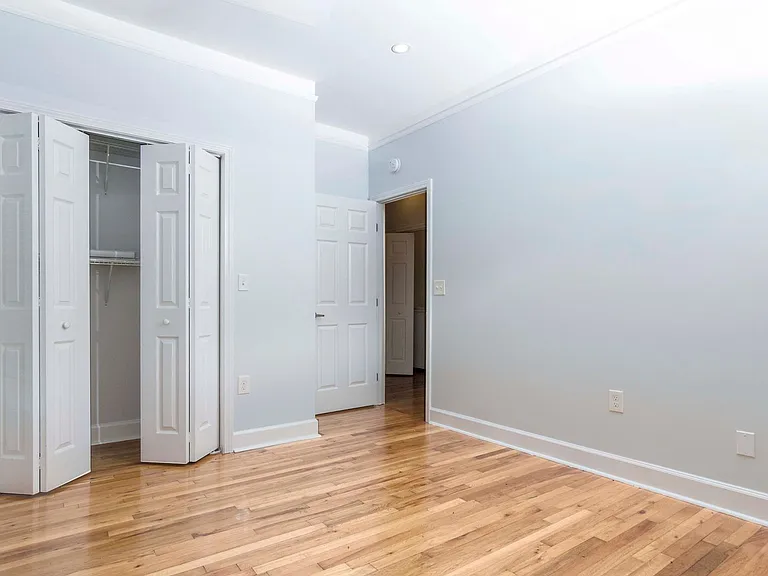 2594 Watkins St NW — Photo 8