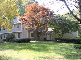 248 N Bride Brook Rd, East Lyme, CT 06333