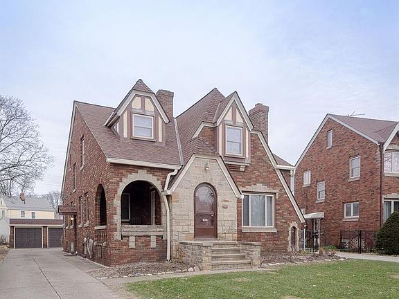 3rd image of 16314 Claire Ave