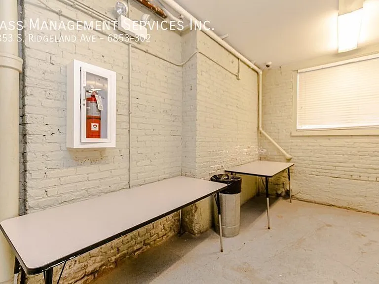 6853 S Ridgeland Ave #302 — Photo 5