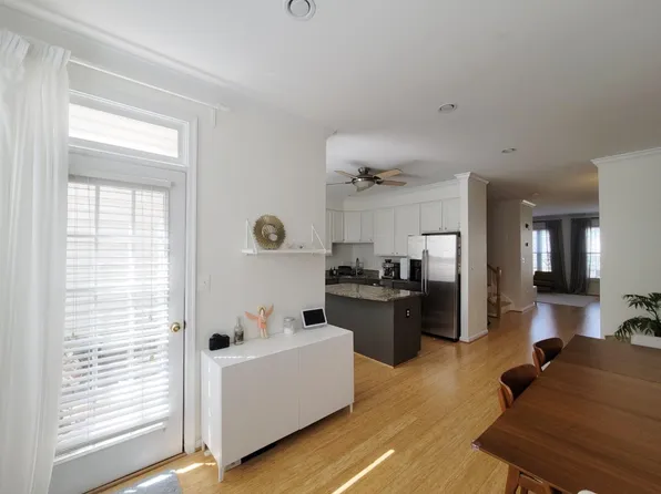 4031 Bannockburn Ct, Fairfax, VA 22030