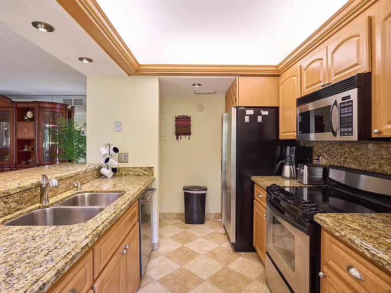 563 Brackenwood Pl — Photo 13