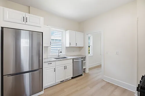 84 Sherwood Pl #1 Photo 1