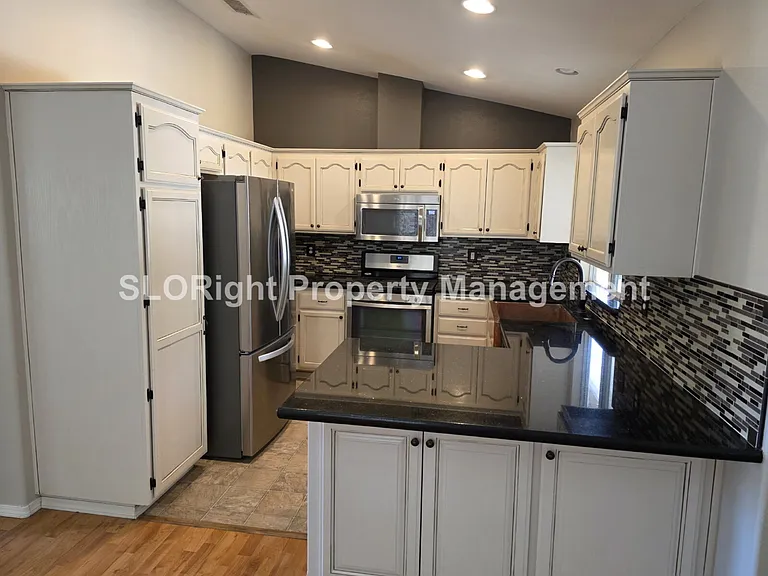 903 Running Stag Way — Photo 8