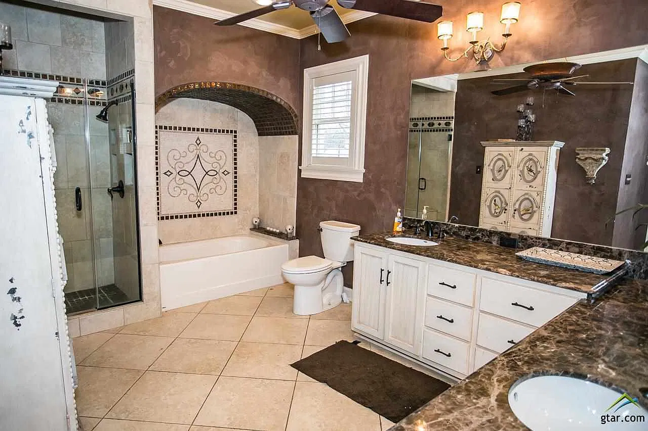 4 bed, 3030 sqft, $2,750 — Photo 4