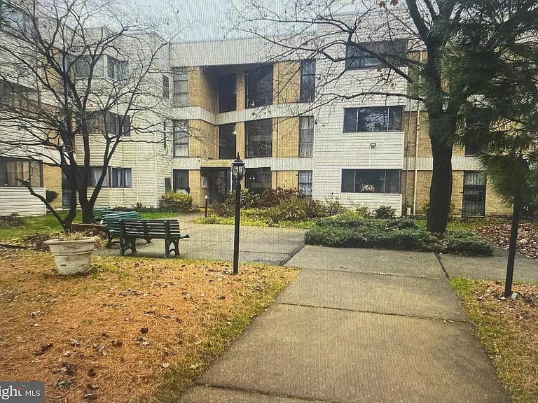 2628 Welsh Rd #118 — Photo 3