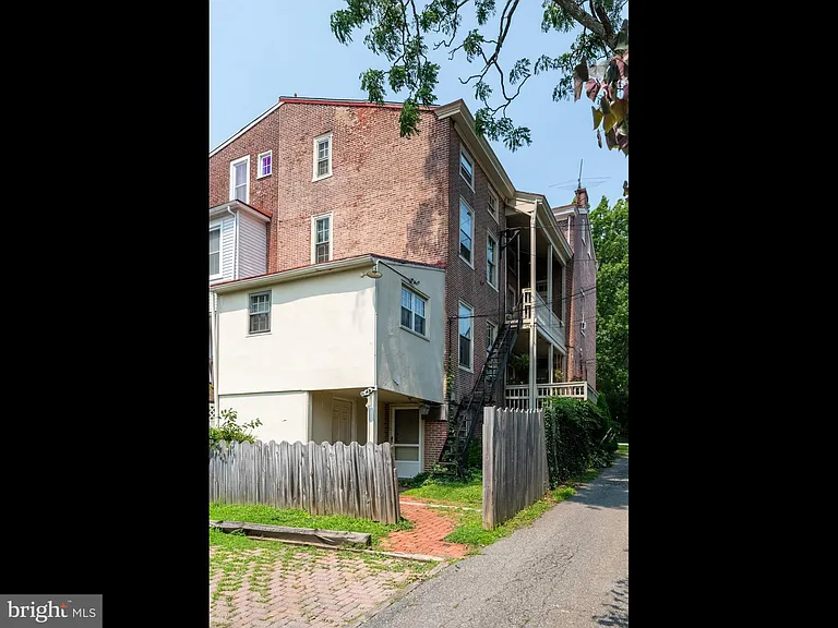 318 N Matlack St #3R — Photo 26