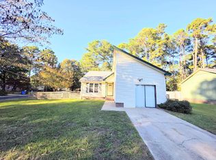 9598 Holbrook Ln, Fayetteville, NC 28314