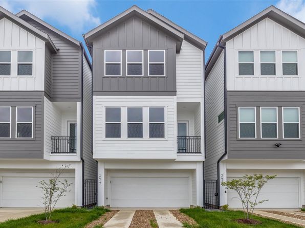 3415 Yellowstone Blvd