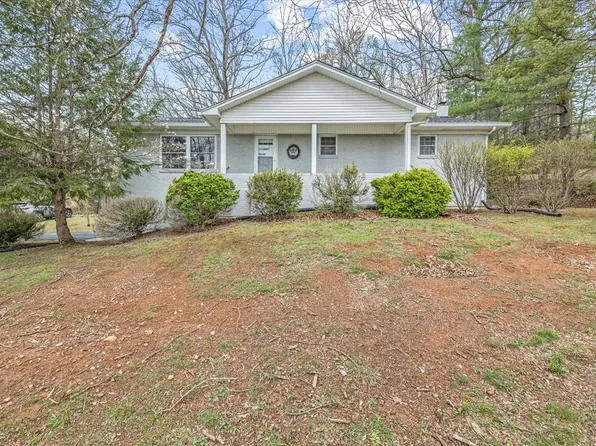 432 Woodland St, Livingston, TN 38570
