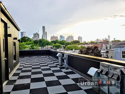 Rented by Urban Pads | media 8
