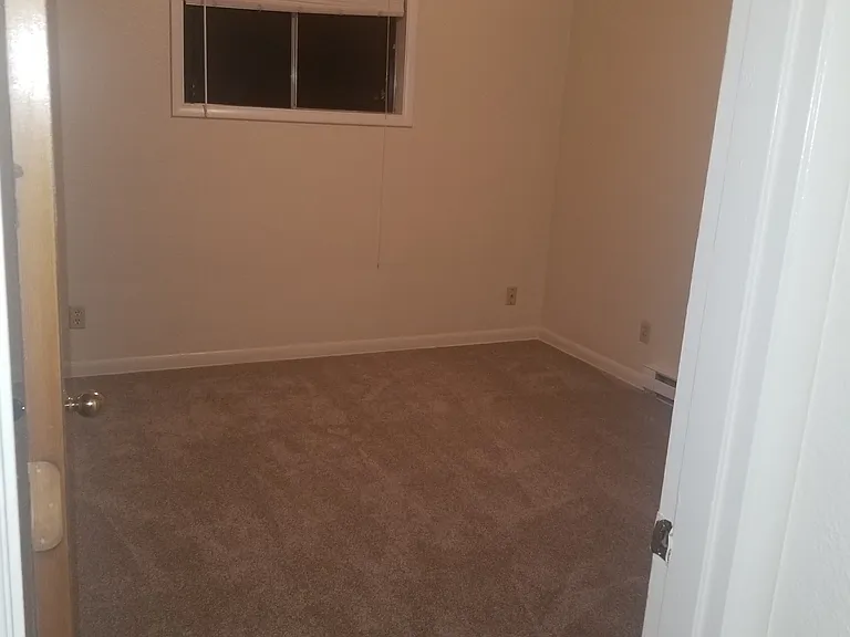 826 25th St SE #828 — Photo 5