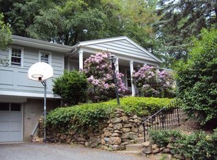 40 Navajo Way, Rockaway, NJ