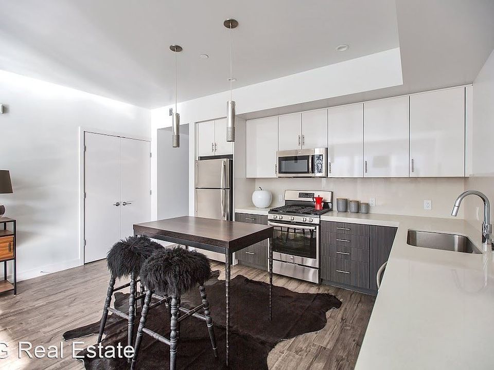 1st image of 403 S Garrard Blvd Unit 113