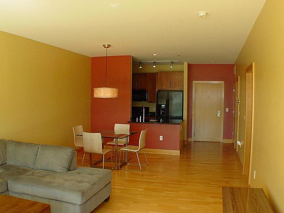 5th image of 1550 E Royall Pl Unit 503