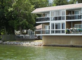 5859 Emstan Hills Rd, Burlington, WI 53406