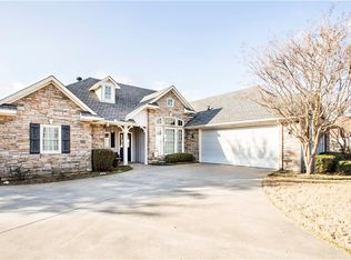 1008 Hoylake Ct, Ennis, TX 75119
