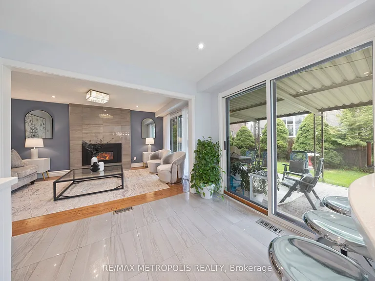 754 Eyer Dr #UPPER — Photo 19