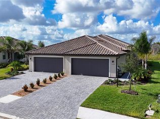 15320 Sunny Day Dr, Bradenton, FL 34211