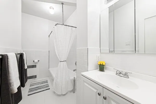 Sold by Keller Williams NYC | media 3