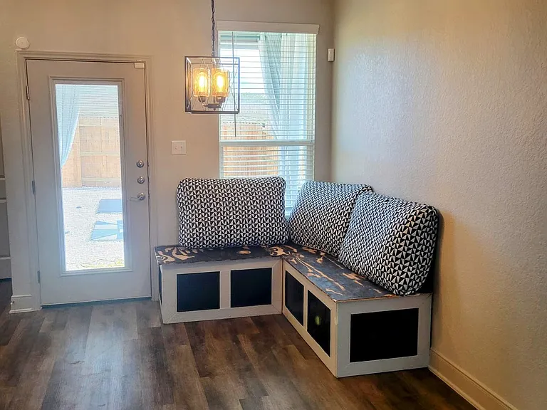 7544 Magnolia Vlg #102 — Photo 4